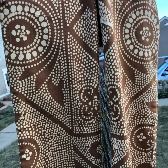 Free People Pumpkin Spice, Sexy Stretch Jeans with Exotic Print. - Picture 9 of 16